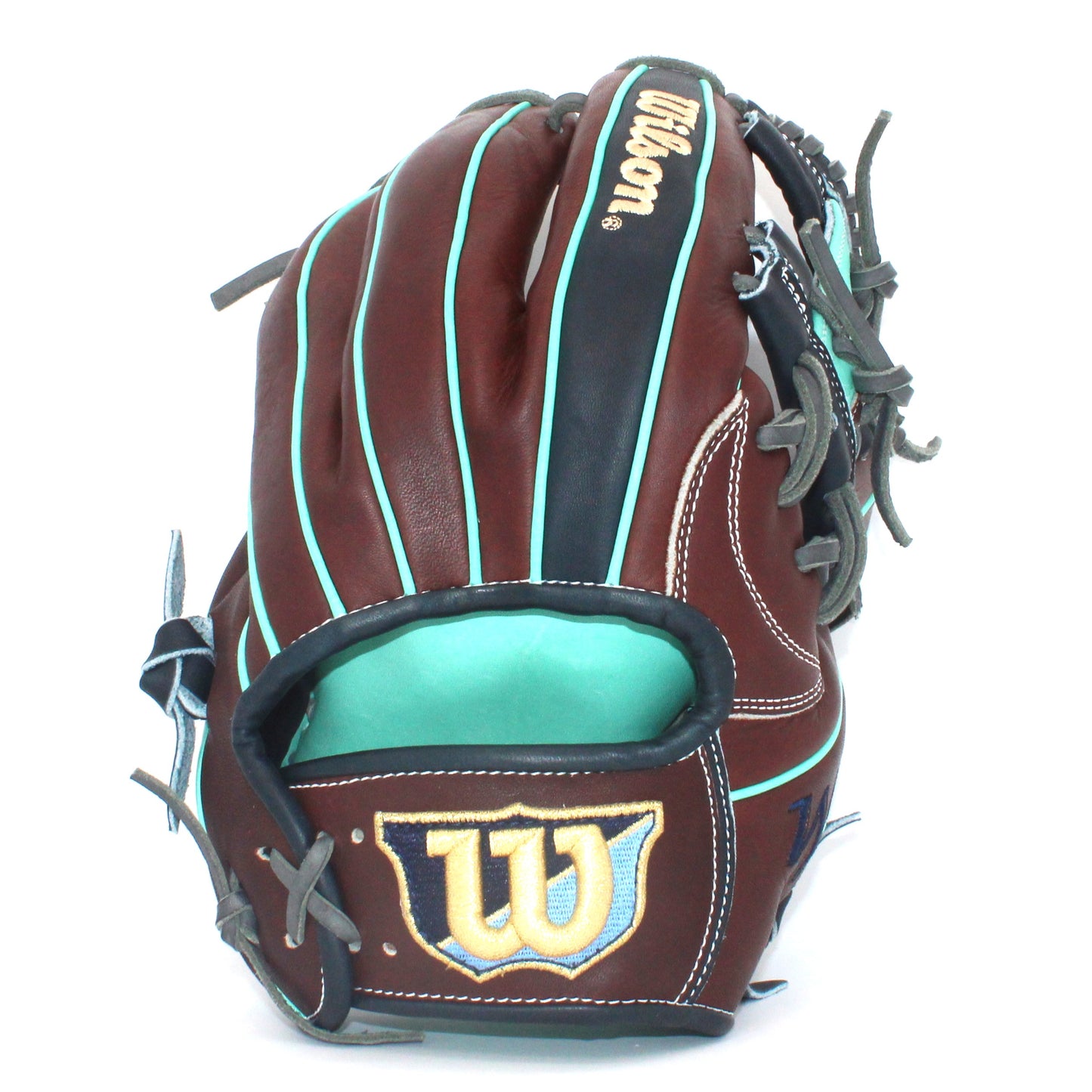 〈型付け済み〉【Wilson】 WANNABE HERO 一般軟式用グラブ 内野手用 87型 2025春夏モデル