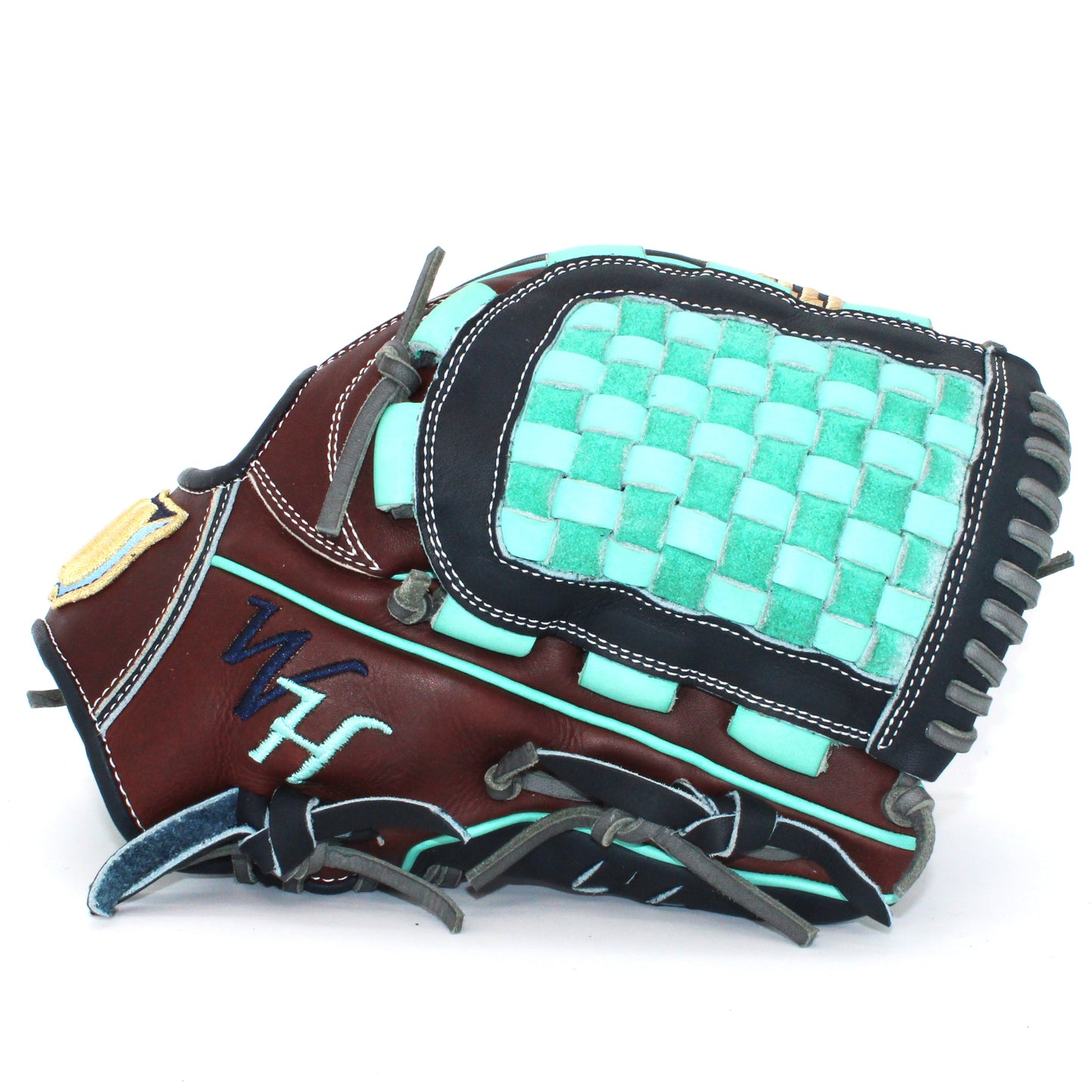 〈型付け済み〉【Wilson】 WANNABE HERO 一般軟式用グラブ 内野手用 D5型 2025春夏モデル