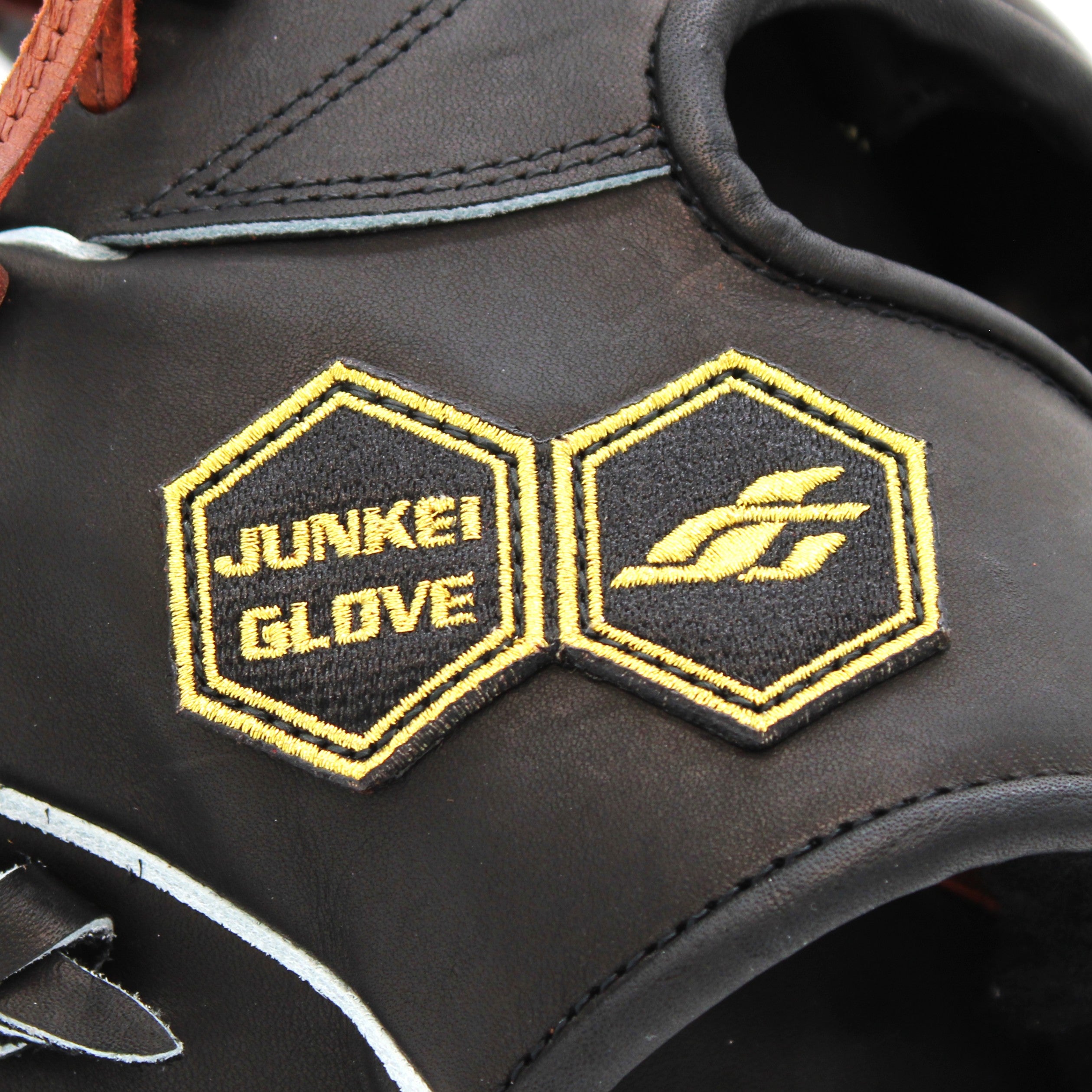 アトリエGー1 ガイガン軟質真鍮骨格入り可動モデル韮沢版黒金タイプ