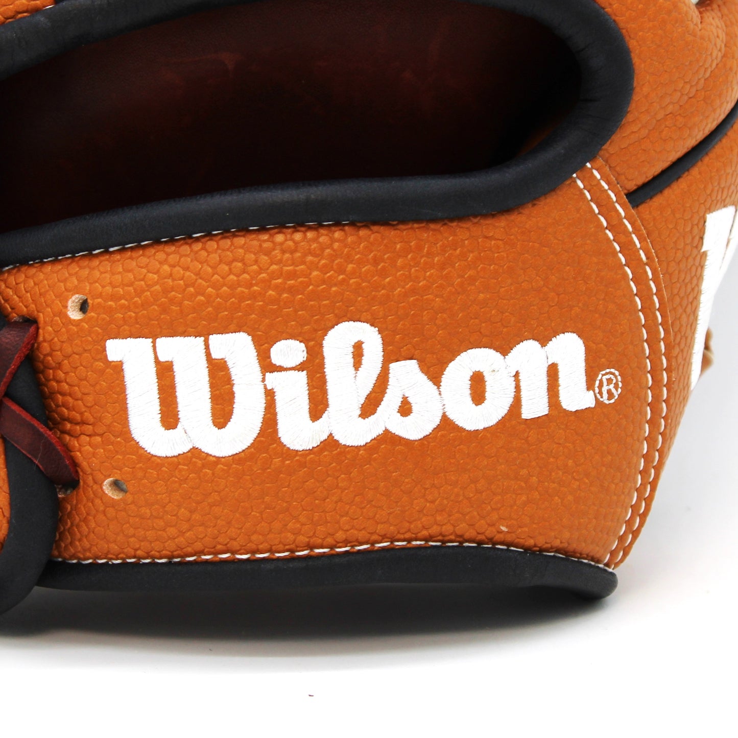 〈型付け済み〉【Wilson】 WANNABE HERO　DUAL　軟式内野手用グラブ　87型　2025年秋冬モデル