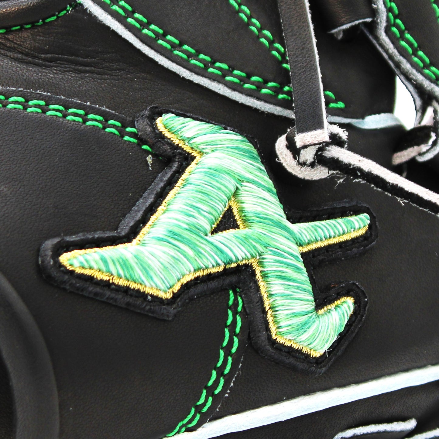 【ATOMS】 NEO PROFESSIONAL LINE　限定　硬式用グラブ　内野手用　2026年春夏モデル　021型