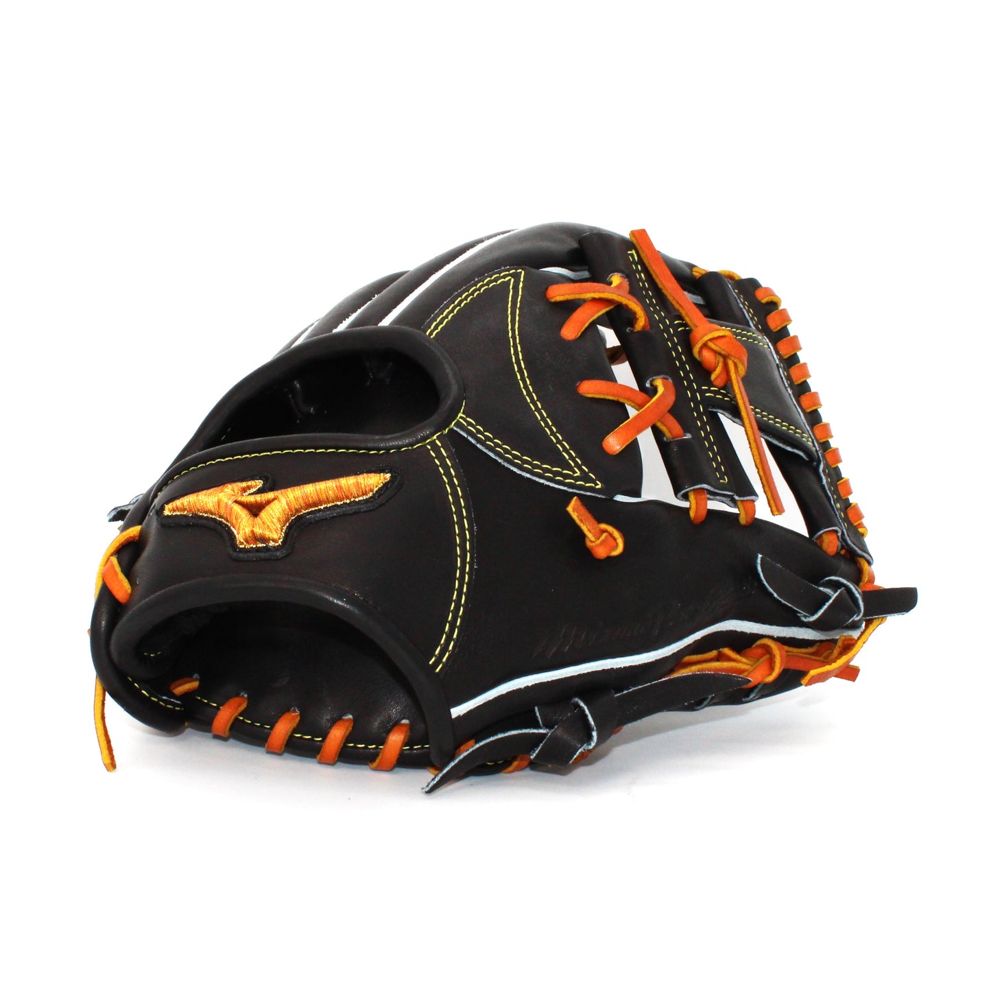 【ミズノ】  ミズノプロクラシック　限定　硬式用グラブ　内野手用　2026年春夏モデル　坂本型5mmカット