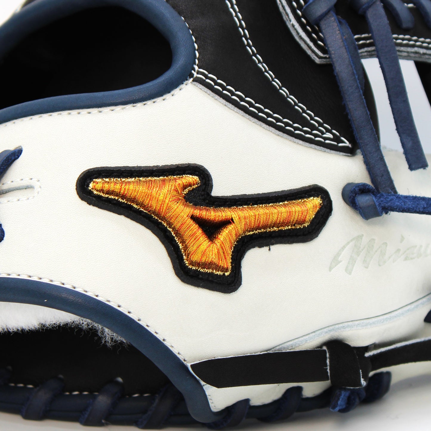 [Mizuno] Mizuno Pro Limited Crafted Edition Glove for Soft Baseball - Outfielder, 2026 Spring/Summer Model, Miyagi Model