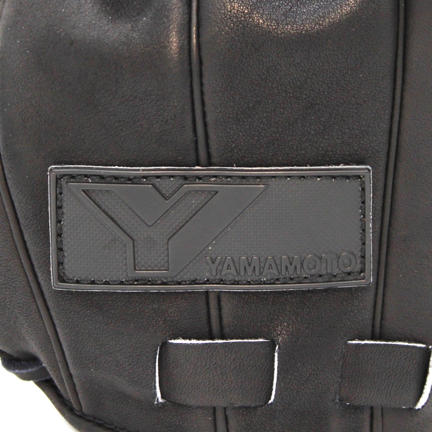 〈型付け済み〉【山本グラブスタジオ】 Pro Essential　硬式用グラブ　投手用　AR13型