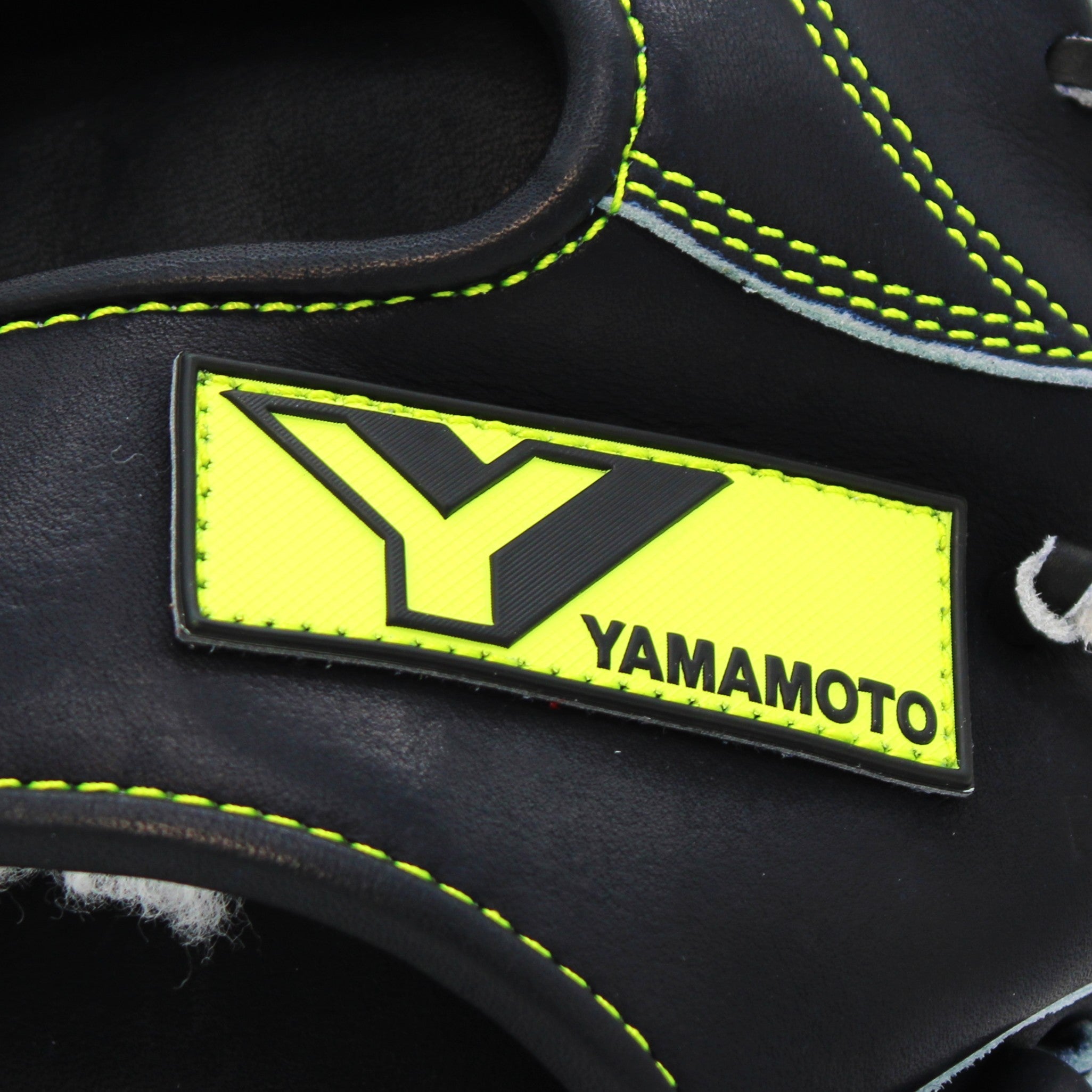 型付け済み〉【山本グラブスタジオ】 Pro Essential 硬式用グラブ 内